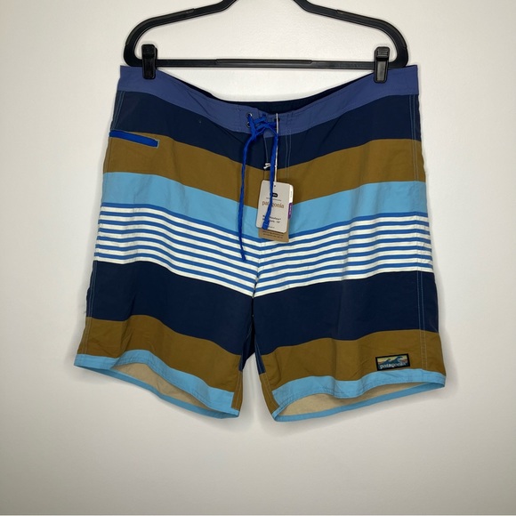 NWT PATAGONIA Men's Wavefarer Boardshorts 19